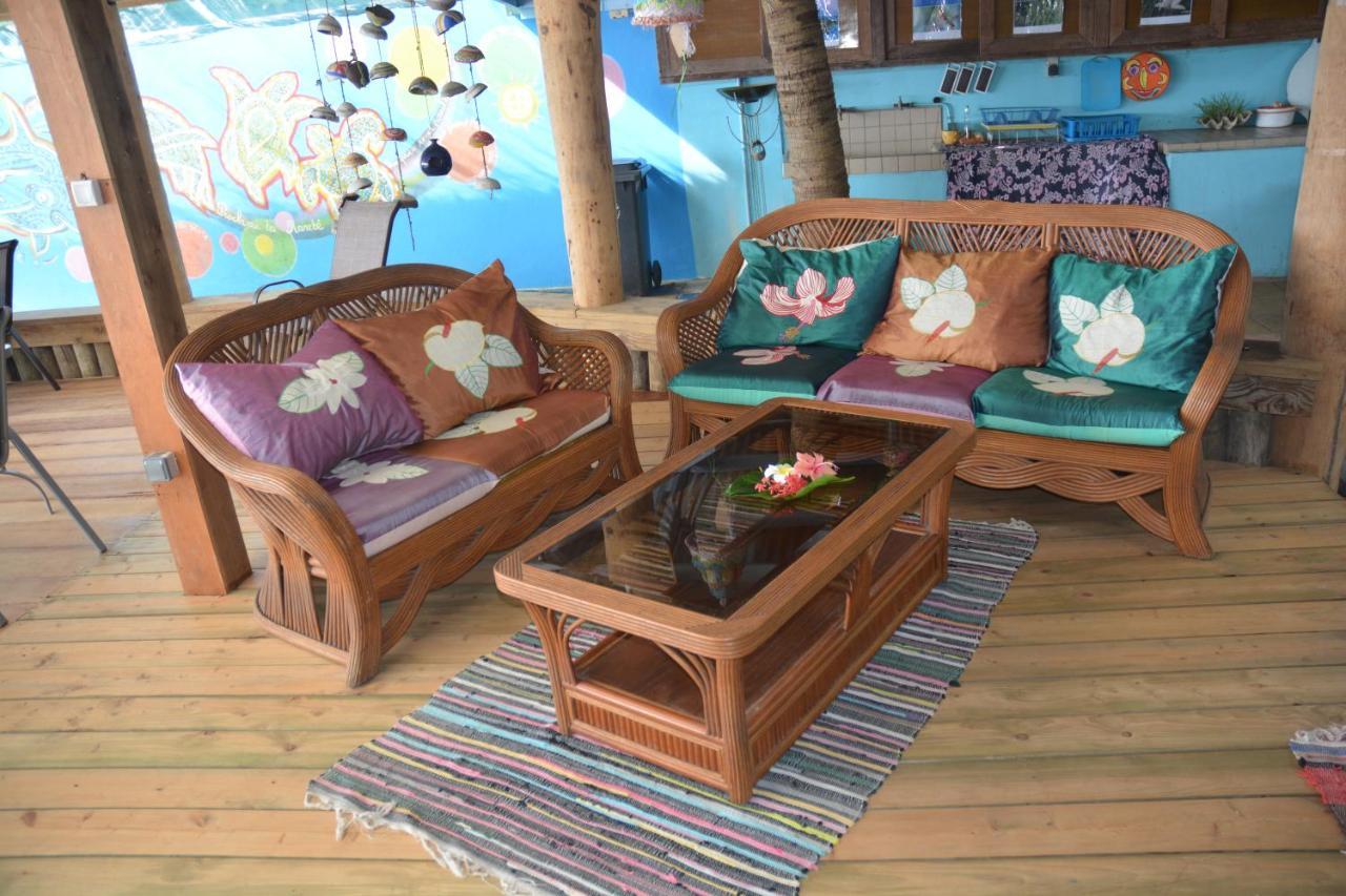 ฟาร์ มาเฮียตา Hotel Pihaena ภายนอก รูปภาพ